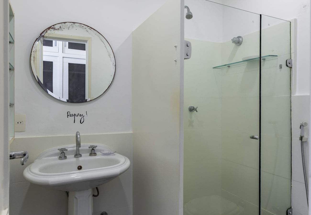 Apartamento em Rio de Janeiro - JAC1 (Zona1) Apartamento em Rio de Janeiro - JAC1 (Zona1)