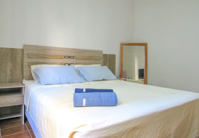 Apartamento em Guarujá - Ótimo Apto a 200m - Praia das Pitangueiras/Guarujá Apartamento em Guarujá - Ótimo Apto a 200m - Praia das Pitangueiras/Guarujá