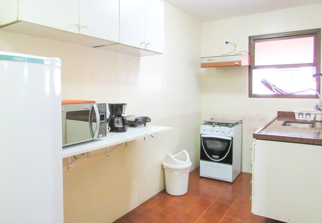Apartamento em Guarujá - Ótimo Apto a 200m - Praia das Pitangueiras/Guarujá Apartamento em Guarujá - Ótimo Apto a 200m - Praia das Pitangueiras/Guarujá