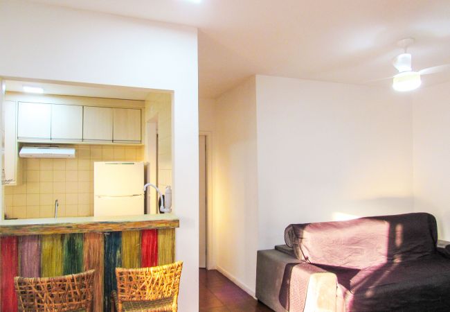Apartamento em Guarujá - Apto a 200 m da Praia das Pitangueiras-Guarujá/SP Apartamento em Guarujá - Apto a 200 m da Praia das Pitangueiras-Guarujá/SP