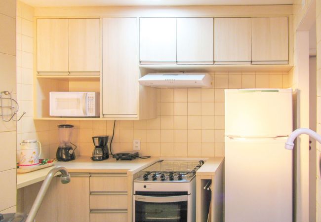 Apartamento em Guarujá - Apto a 200 m da Praia das Pitangueiras-Guarujá/SP Apartamento em Guarujá - Apto a 200 m da Praia das Pitangueiras-Guarujá/SP