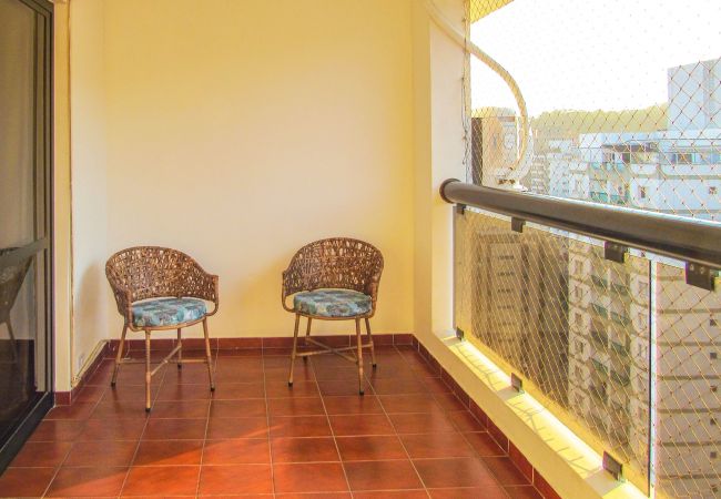 Apartamento em Guarujá - Apto a 200 m da Praia das Pitangueiras-Guarujá/SP Apartamento em Guarujá - Apto a 200 m da Praia das Pitangueiras-Guarujá/SP