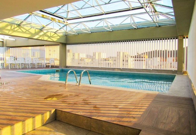 Apartamento em Guarujá - Apto a 200 m da Praia das Pitangueiras-Guarujá/SP Apartamento em Guarujá - Apto a 200 m da Praia das Pitangueiras-Guarujá/SP