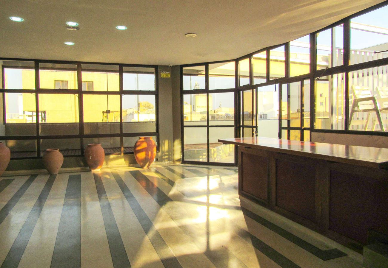 Apartamento em Guarujá - Apto a 200 m da Praia das Pitangueiras-Guarujá/SP Apartamento em Guarujá - Apto a 200 m da Praia das Pitangueiras-Guarujá/SP