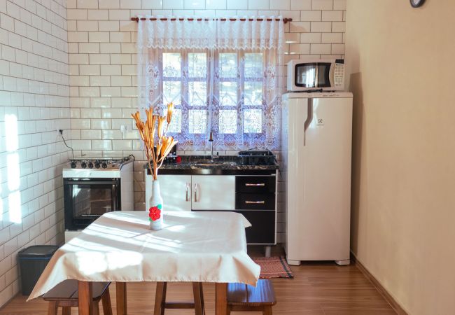 Apartamento em Sapucaí-Mirim - Aconchegante chalé com Wi-Fi em Sapucaí Mirim/MG Apartamento em Sapucaí-Mirim - Aconchegante chalé com Wi-Fi em Sapucaí Mirim/MG