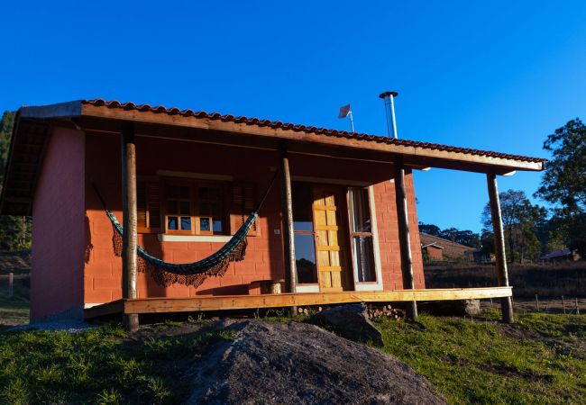 Apartamento em Sapucaí-Mirim - Aconchegante chalé com Wi-Fi em Sapucaí Mirim/MG Apartamento em Sapucaí-Mirim - Aconchegante chalé com Wi-Fi em Sapucaí Mirim/MG