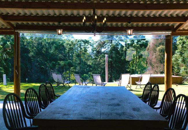 Casa em Piranguçu - Linda Casa de campo c lazer próx Camp.do Jordão/SP Casa em Piranguçu - Linda Casa de campo c lazer próx Camp.do Jordão/SP