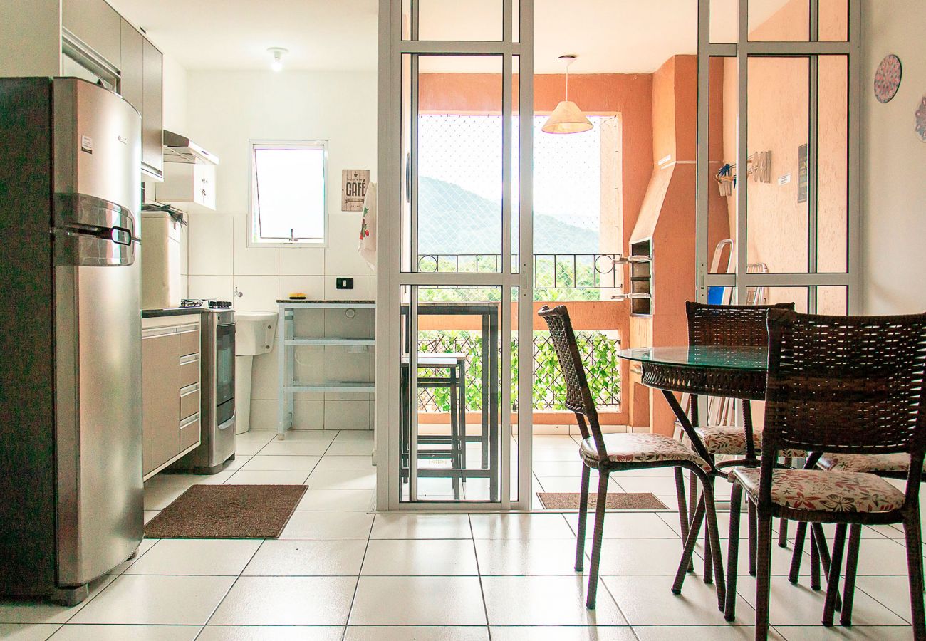 Apartamento em Ubatuba - Incrível Apto com piscina e churrasq em Ubatuba/SP Apartamento em Ubatuba - Incrível Apto com piscina e churrasq em Ubatuba/SP