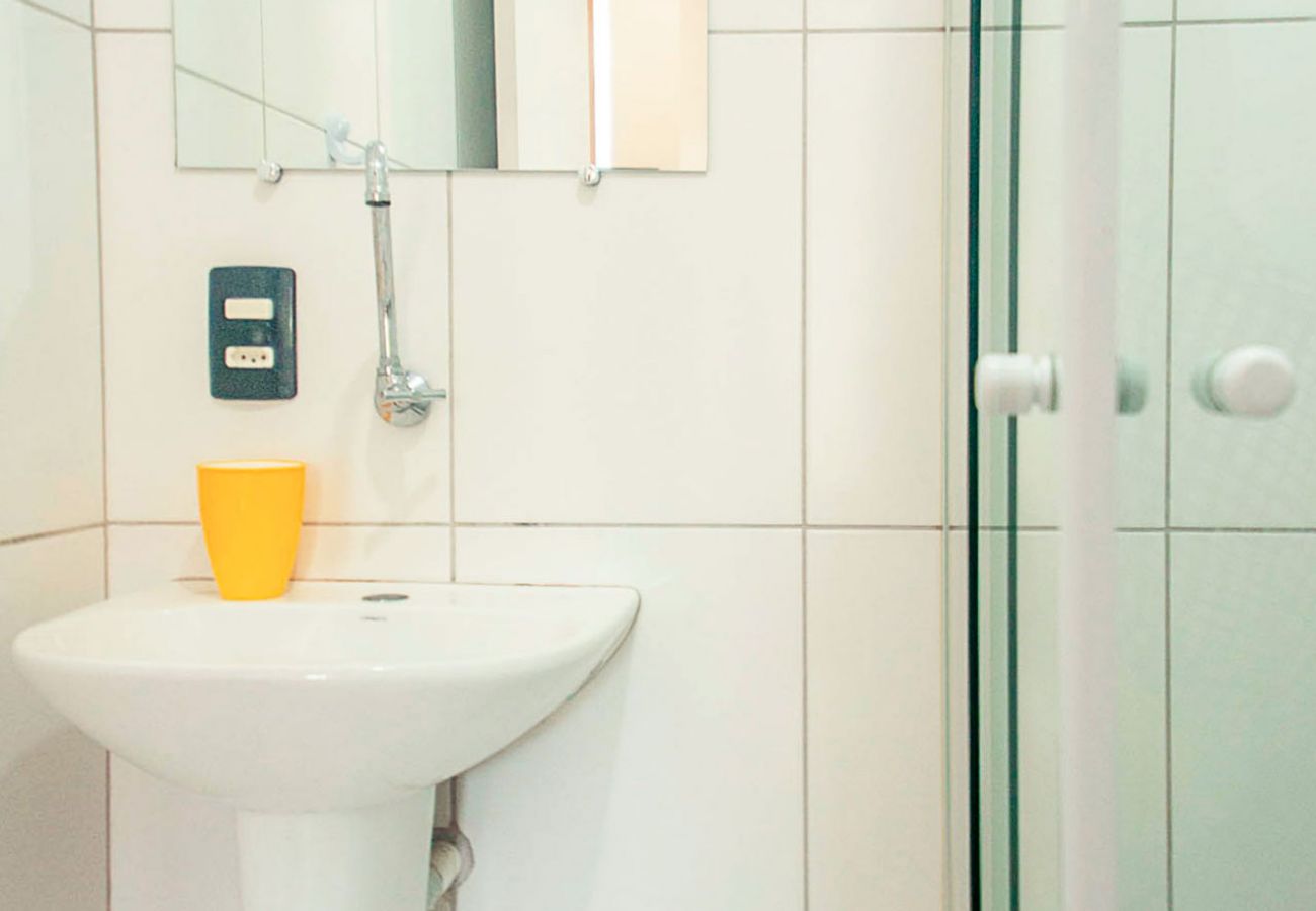 Apartamento em Ubatuba - Incrível Apto com piscina e churrasq em Ubatuba/SP Apartamento em Ubatuba - Incrível Apto com piscina e churrasq em Ubatuba/SP