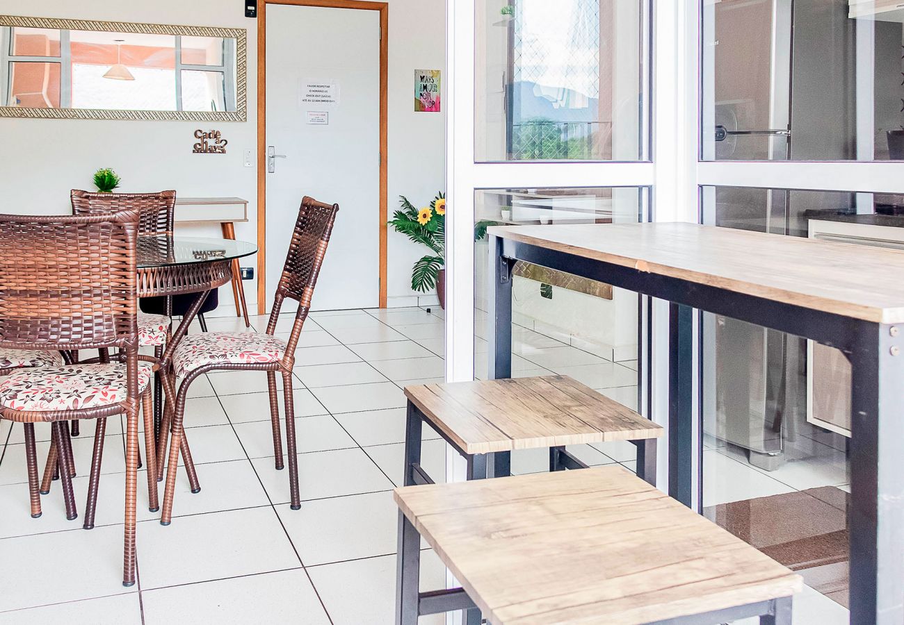 Apartamento em Ubatuba - Incrível Apto com piscina e churrasq em Ubatuba/SP Apartamento em Ubatuba - Incrível Apto com piscina e churrasq em Ubatuba/SP