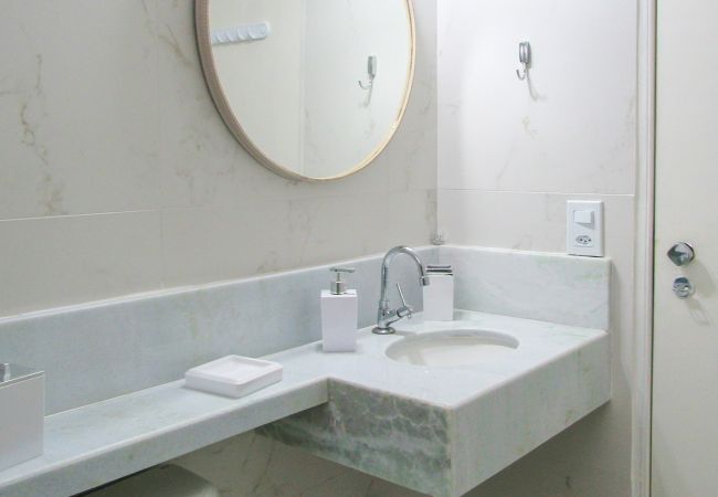 Apartamento em Ubatuba - Loft a 220m da Praia das Toninhas em Ubatuba/SP Apartamento em Ubatuba - Loft a 220m da Praia das Toninhas em Ubatuba/SP