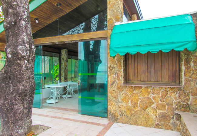 Apartamento em Ubatuba - Loft a 220m da Praia das Toninhas em Ubatuba/SP Apartamento em Ubatuba - Loft a 220m da Praia das Toninhas em Ubatuba/SP