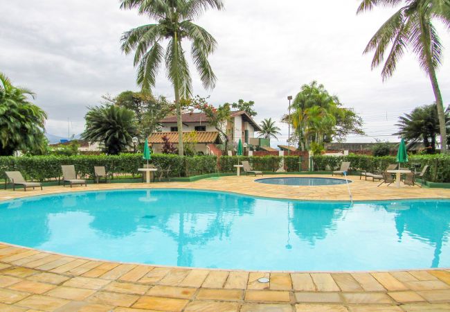 Apartamento em Ubatuba - Loft a 220m da Praia das Toninhas em Ubatuba/SP Apartamento em Ubatuba - Loft a 220m da Praia das Toninhas em Ubatuba/SP