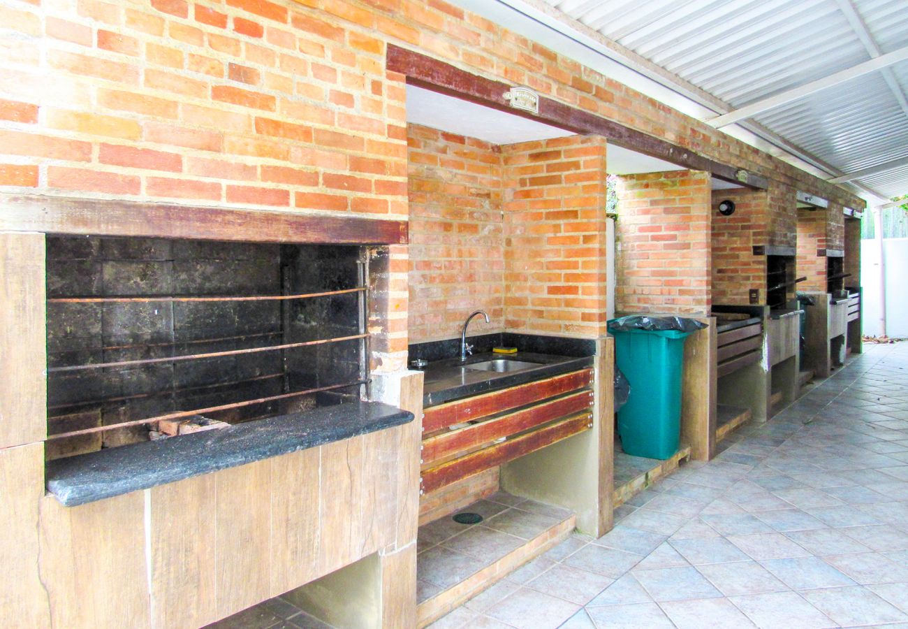 Apartamento em Ubatuba - Loft a 220m da Praia das Toninhas em Ubatuba/SP Apartamento em Ubatuba - Loft a 220m da Praia das Toninhas em Ubatuba/SP