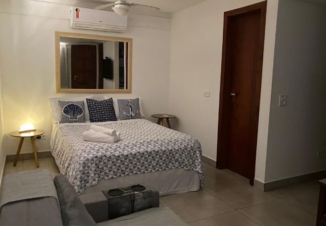 Apartamento em Armação dos Búzios - Loft a 600 metros da praia c piscina em Búzios/RJ Apartamento em Armação dos Búzios - Loft a 600 metros da praia c piscina em Búzios/RJ