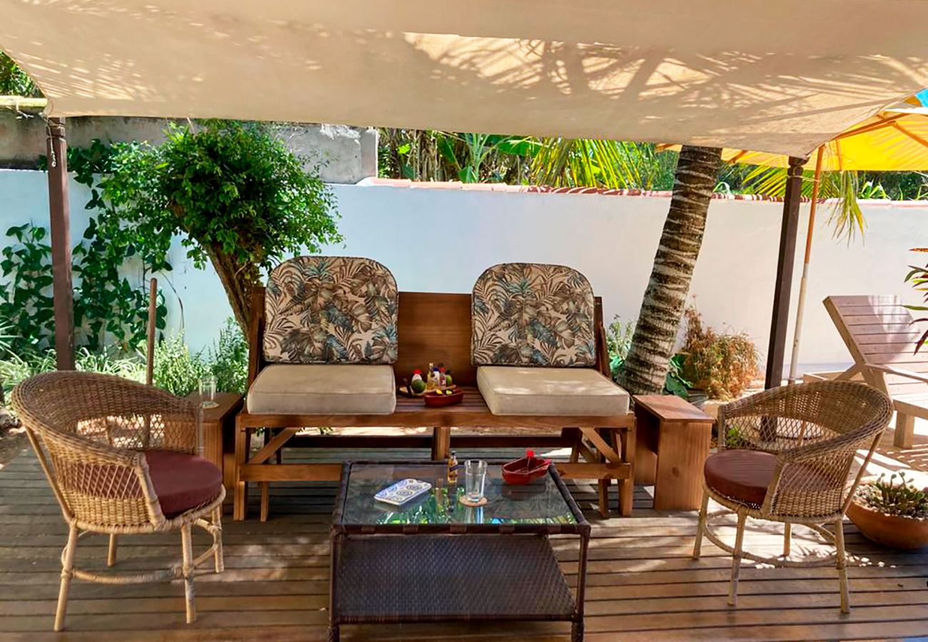 Apartamento em Armação dos Búzios - Loft a 600 metros da praia c piscina em Búzios/RJ Apartamento em Armação dos Búzios - Loft a 600 metros da praia c piscina em Búzios/RJ