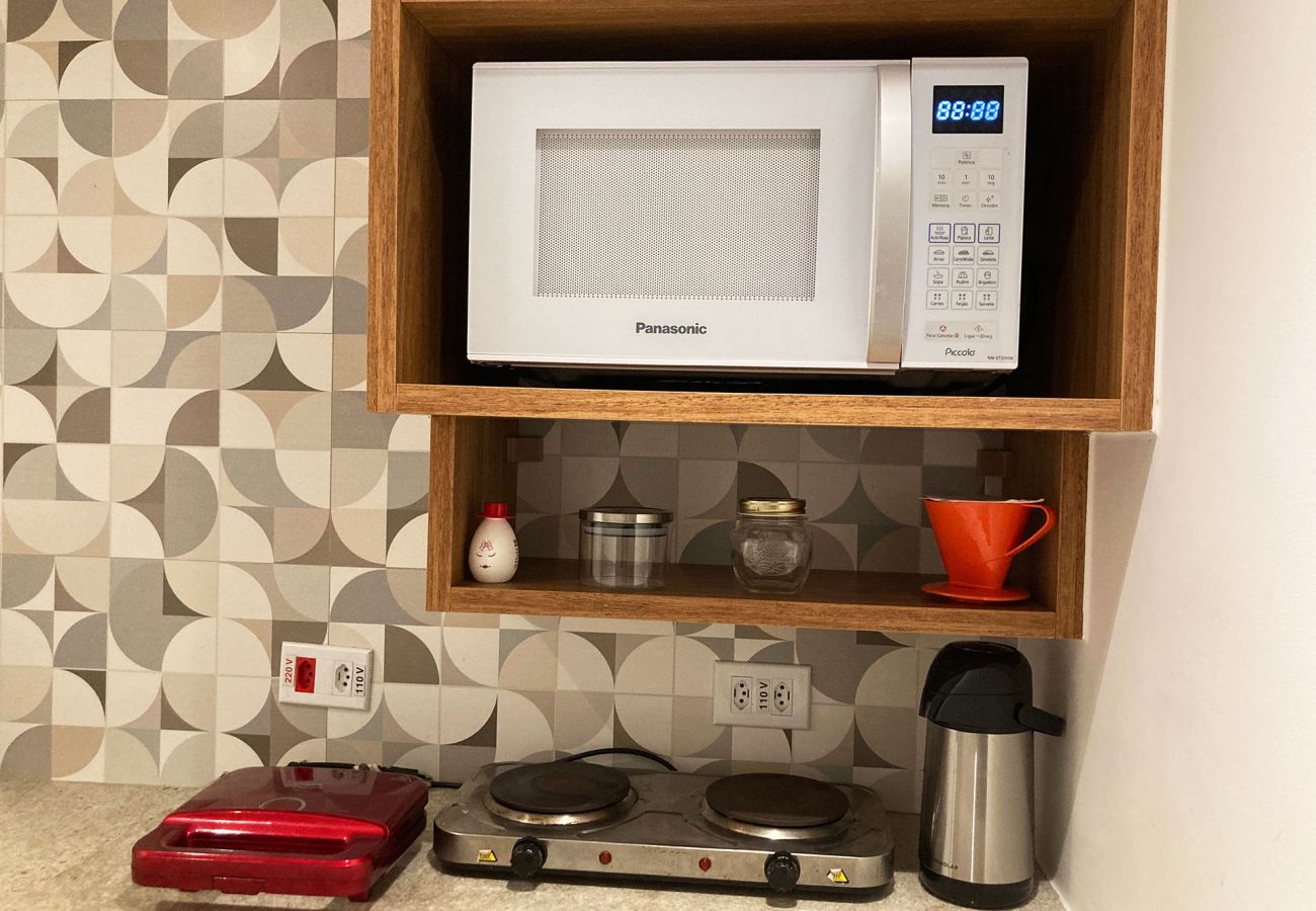 Apartamento em Armação dos Búzios - Loft a 600 metros da praia c piscina em Búzios/RJ Apartamento em Armação dos Búzios - Loft a 600 metros da praia c piscina em Búzios/RJ