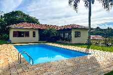 Casa em Mairinque - Casa de campo c piscina e natureza em Mairinque/SP