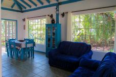 Casa em Ubatuba - Casa com saída privativa para a Praia do Félix/SP