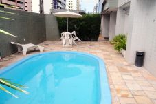 Apartamento em João Pessoa - Apto com Piscina a 400m da Praia de Manaíra/PB