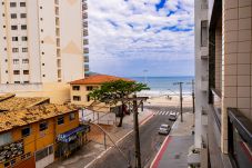 Apartamento em Guarapari - Apto com Wi-Fi a 1 min do mar na Praia do Morro/ES