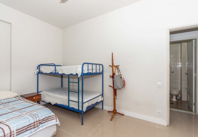 Apartamento em Rio de Janeiro - Apto com WiFi e ótima localização, Laranjeiras/RJ Apartamento em Rio de Janeiro - Apto com WiFi e ótima localização, Laranjeiras/RJ