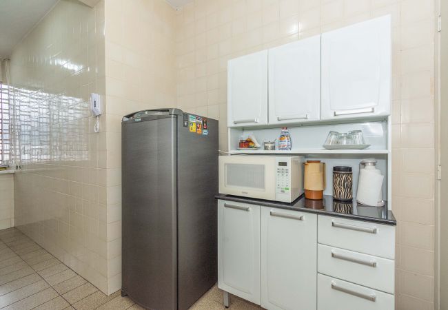 Apartamento em Rio de Janeiro - Apto com WiFi e ótima localização, Laranjeiras/RJ Apartamento em Rio de Janeiro - Apto com WiFi e ótima localização, Laranjeiras/RJ