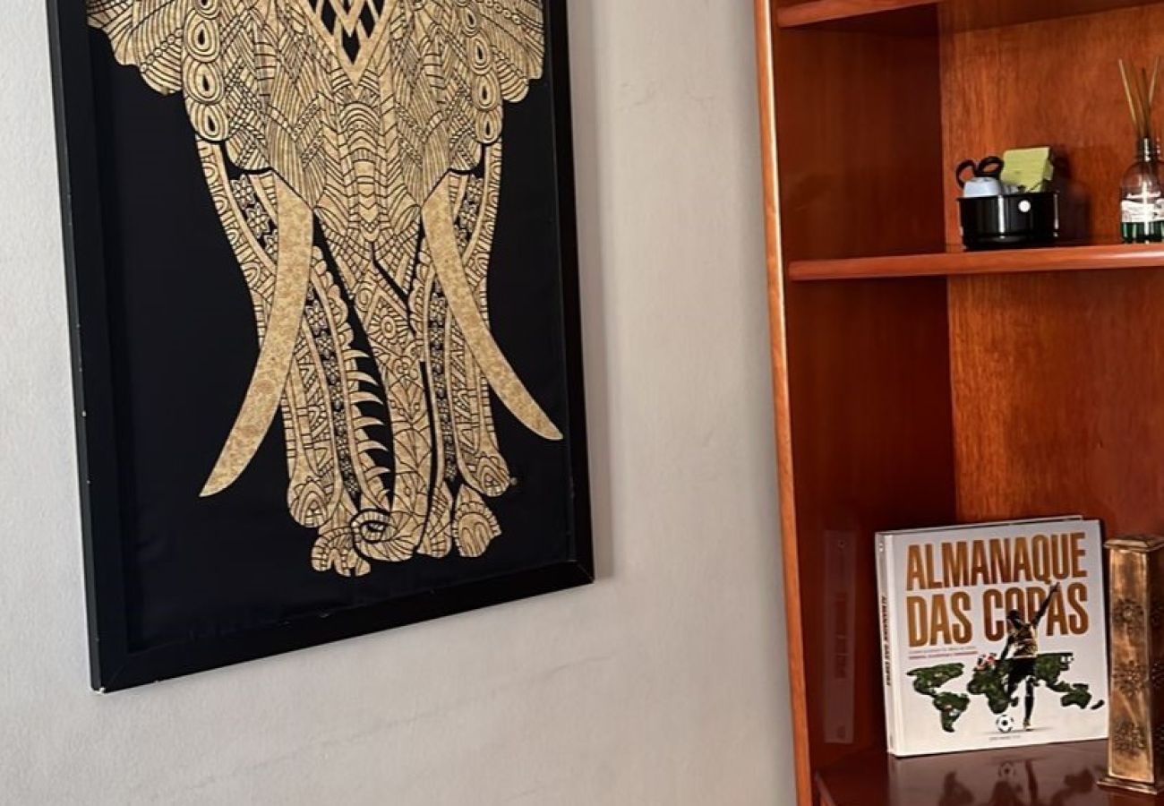 Apartamento em Rio de Janeiro - Apto com WiFi e ótima localização, Laranjeiras/RJ Apartamento em Rio de Janeiro - Apto com WiFi e ótima localização, Laranjeiras/RJ