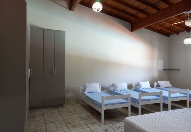 Casa em Jarinu - Chácara com lazer e piscina climatizada Jarinu/SP Casa em Jarinu - Chácara com lazer e piscina climatizada Jarinu/SP