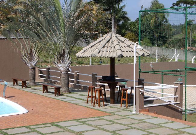 Casa em Jarinu - Chácara com lazer e piscina climatizada Jarinu/SP Casa em Jarinu - Chácara com lazer e piscina climatizada Jarinu/SP