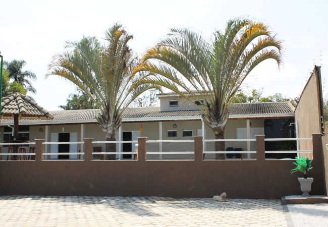 Casa em Jarinu - Chácara com lazer e piscina climatizada Jarinu/SP Casa em Jarinu - Chácara com lazer e piscina climatizada Jarinu/SP