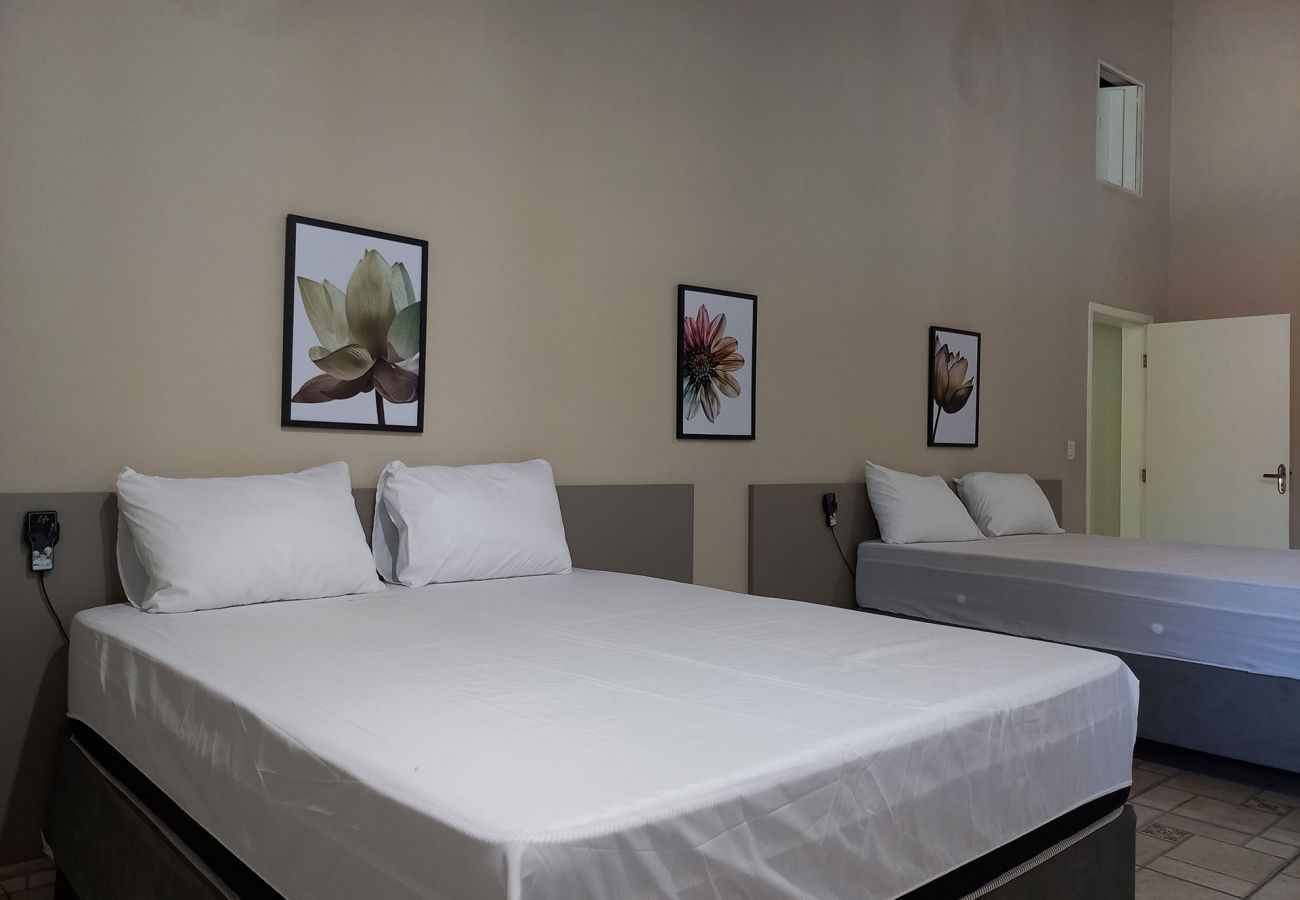 Casa em Jarinu - Chácara com lazer e piscina climatizada Jarinu/SP Casa em Jarinu - Chácara com lazer e piscina climatizada Jarinu/SP