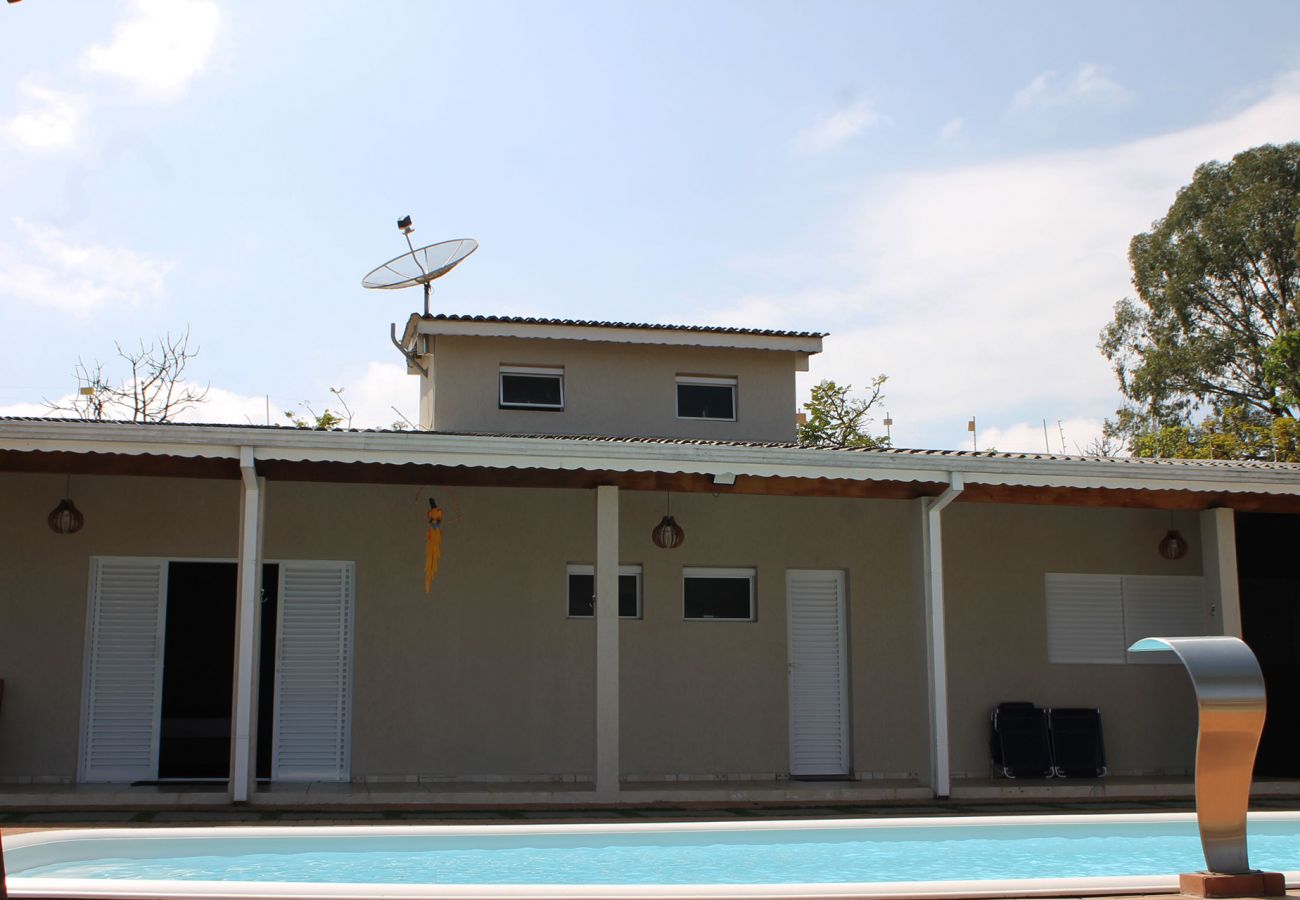 Casa em Jarinu - Chácara com lazer e piscina climatizada Jarinu/SP Casa em Jarinu - Chácara com lazer e piscina climatizada Jarinu/SP
