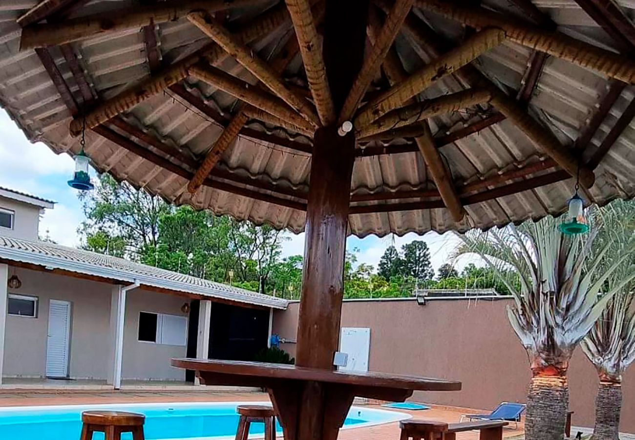 Casa em Jarinu - Chácara com lazer e piscina climatizada Jarinu/SP Casa em Jarinu - Chácara com lazer e piscina climatizada Jarinu/SP