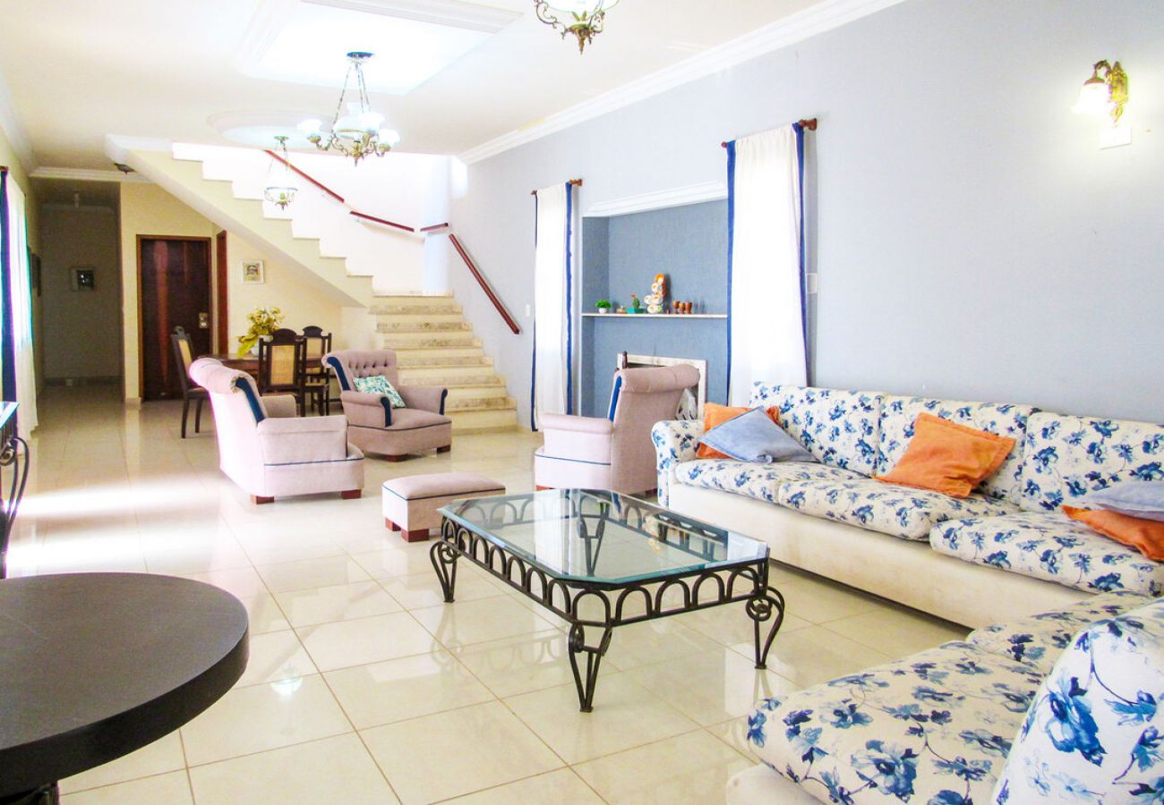 Casa em Mairiporã - Casa de campo c piscina e lazer em Mairiporã Casa em Mairiporã - Casa de campo c piscina e lazer em Mairiporã