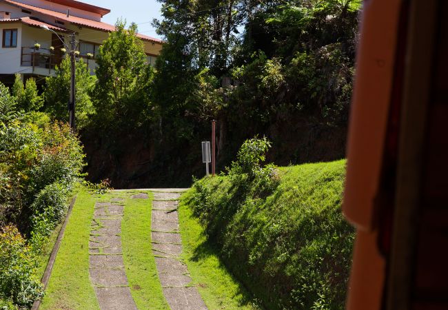 Chalé em Domingos Martins - Chalé com ótima localização em Domingos Martins/ES Chalé em Domingos Martins - Chalé com ótima localização em Domingos Martins/ES