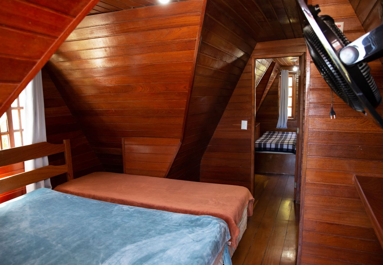 Chalé em Domingos Martins - Chalé com ótima localização em Domingos Martins/ES Chalé em Domingos Martins - Chalé com ótima localização em Domingos Martins/ES