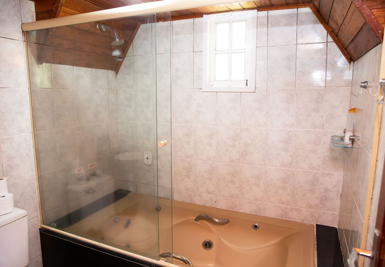 Chalé em Domingos Martins - Chalé com ótima localização em Domingos Martins/ES Chalé em Domingos Martins - Chalé com ótima localização em Domingos Martins/ES