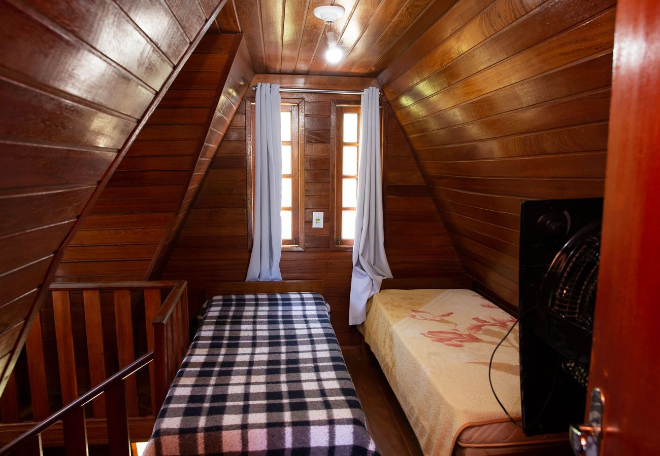 Chalé em Domingos Martins - Chalé com ótima localização em Domingos Martins/ES Chalé em Domingos Martins - Chalé com ótima localização em Domingos Martins/ES