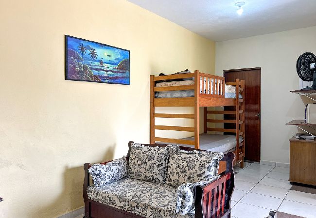 Casa em Praia Grande - Casa c churrasqueira próx à Praia Jardim Real/SP Casa em Praia Grande - Casa c churrasqueira próx à Praia Jardim Real/SP