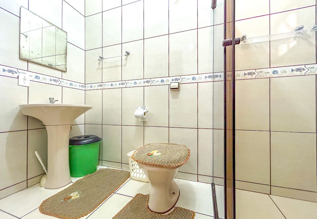 Casa em Praia Grande - Casa c churrasqueira próx à Praia Jardim Real/SP Casa em Praia Grande - Casa c churrasqueira próx à Praia Jardim Real/SP