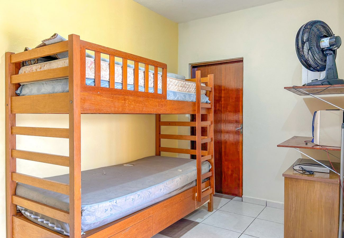 Casa em Praia Grande - Casa c churrasqueira próx à Praia Jardim Real/SP Casa em Praia Grande - Casa c churrasqueira próx à Praia Jardim Real/SP