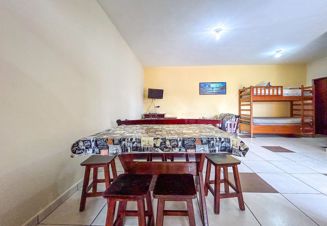 Casa em Praia Grande - Casa c churrasqueira próx à Praia Jardim Real/SP Casa em Praia Grande - Casa c churrasqueira próx à Praia Jardim Real/SP