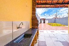 Casa em Praia Grande - Casa c churrasqueira próx à Praia Jardim Real/SP