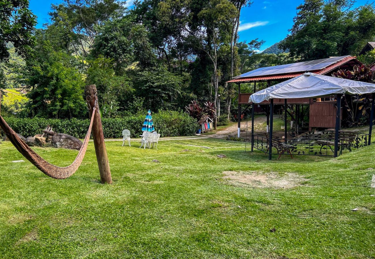 Chalé em Lumiar - Chalé com localização privilegiada em Lumiar/RJ Chalé em Lumiar - Chalé com localização privilegiada em Lumiar/RJ