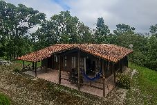 Casa em Contenda - Chácara com lazer completo e Wi-Fi em Lapa/PR