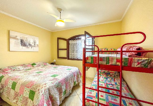 Casa em Atibaia - Chácara elegante com piscina e lazer em Atibaia/SP Casa em Atibaia - Chácara elegante com piscina e lazer em Atibaia/SP