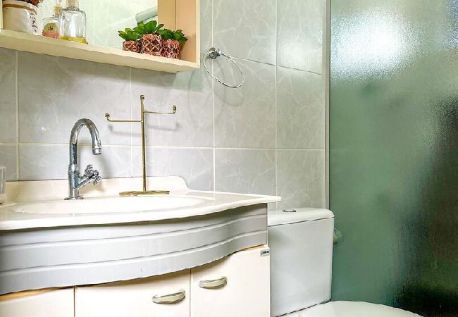 Casa em Atibaia - Chácara elegante com piscina e lazer em Atibaia/SP Casa em Atibaia - Chácara elegante com piscina e lazer em Atibaia/SP