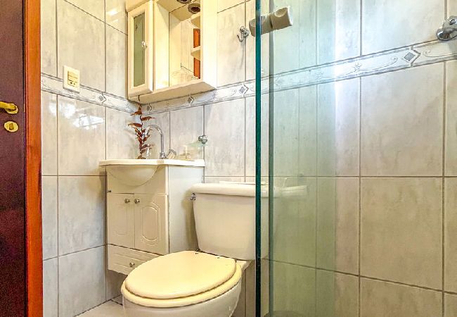 Casa em Atibaia - Chácara elegante com piscina e lazer em Atibaia/SP Casa em Atibaia - Chácara elegante com piscina e lazer em Atibaia/SP