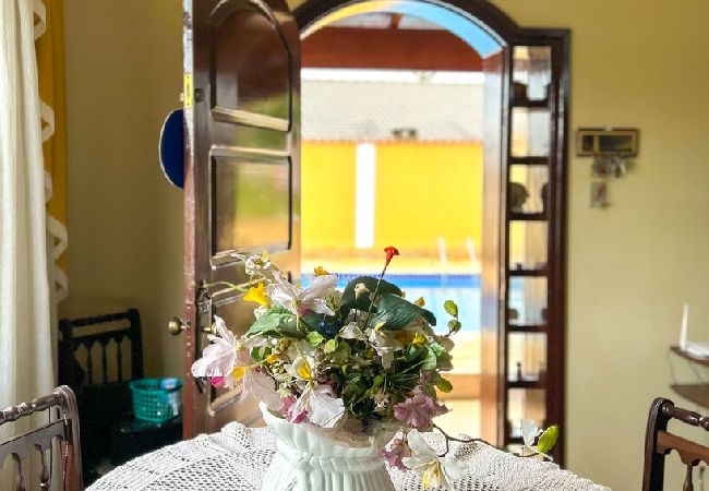 Casa em Atibaia - Chácara elegante com piscina e lazer em Atibaia/SP Casa em Atibaia - Chácara elegante com piscina e lazer em Atibaia/SP